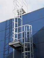   &raquo; Click to zoom ->